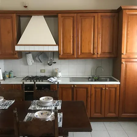 Con Vista Apartment *